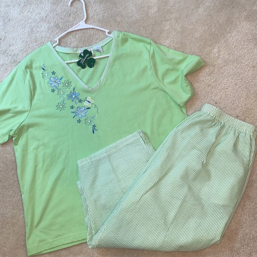 SHENANIGANS lounge set